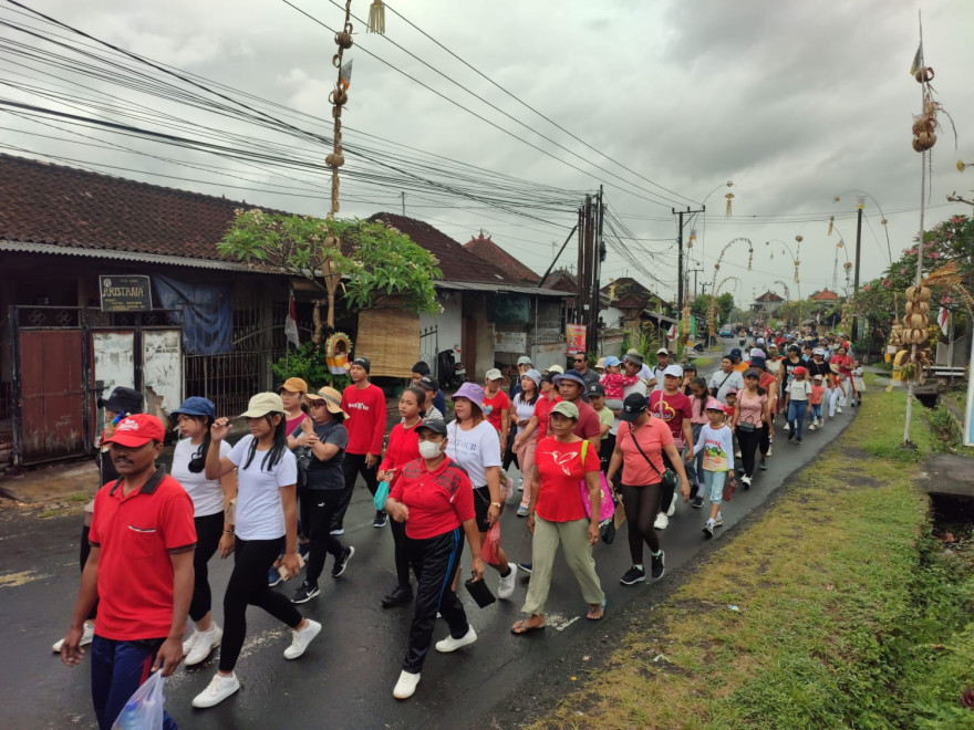 PERAYAAN HUT RI KE-78 DI DESA PANDAK BANDUNG: MERAYAKAN KEMERDEKAAN DENGAN KEGEMBIRAAN DAN KEBERSAMAAN